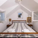 3 Bedroom Stunning In * Zarače