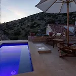3 Bedroom Stunning In Zarače